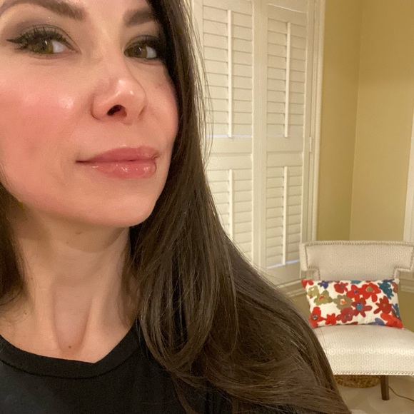 Meet your Posher, JJ - Picture 1 of 7